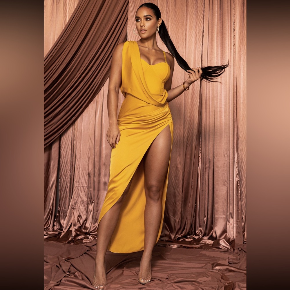 Jluxlabel Yellow Kristiana Slit Dress